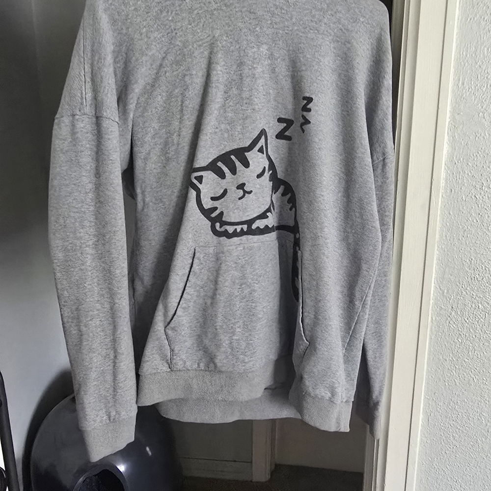 Amazon Gray Cat Graphic Hoodie Sweatshirt